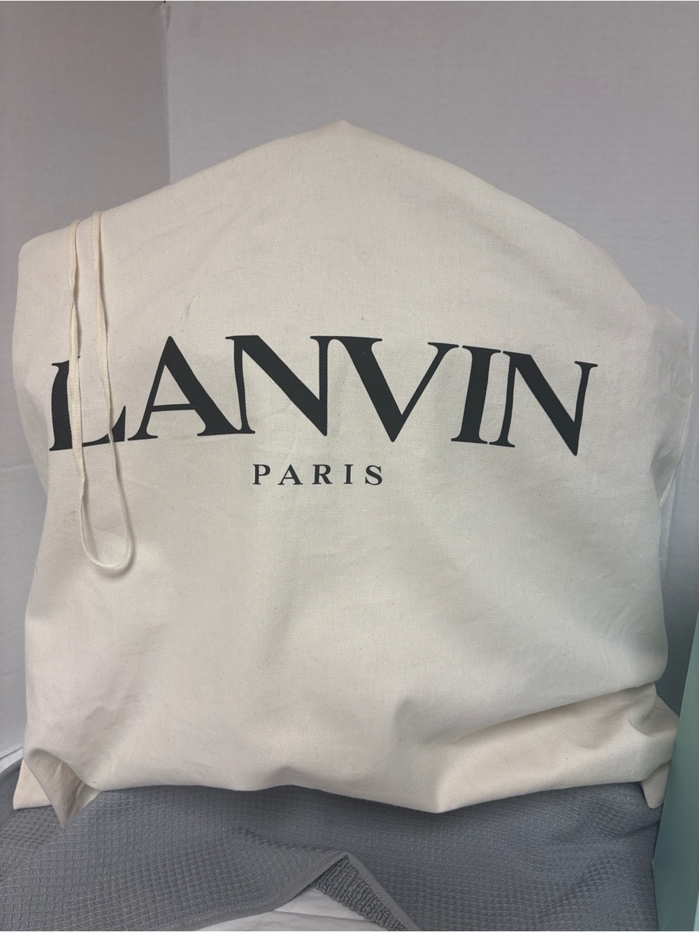 Lanvin Black Leather Tote with Detachable Pouch - Picture 4 of 4